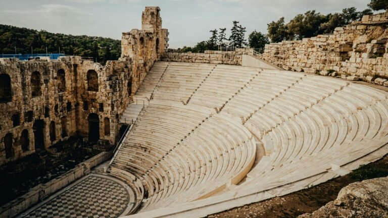 Fascisterne: Understanding the Fascists and Their Historical Impact